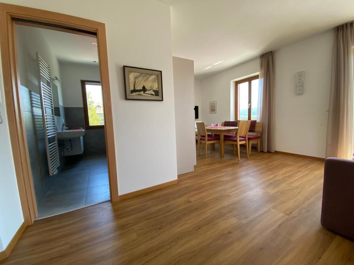 Gaestehaus Anna Caldaro Bagian luar foto