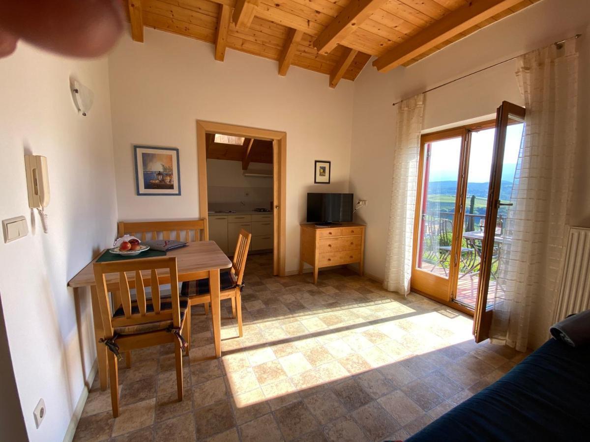 Gaestehaus Anna Caldaro Bagian luar foto