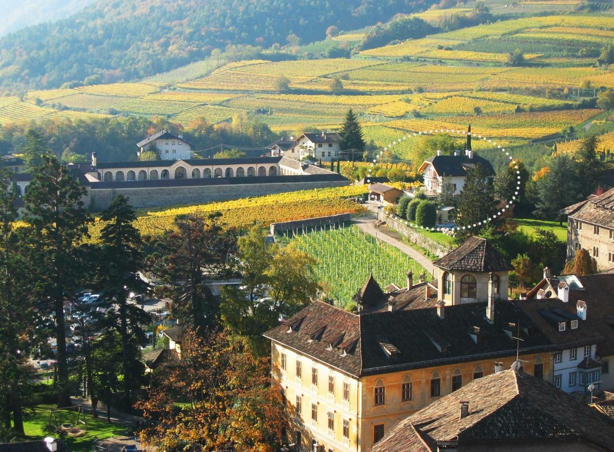 Gaestehaus Anna Caldaro Bagian luar foto