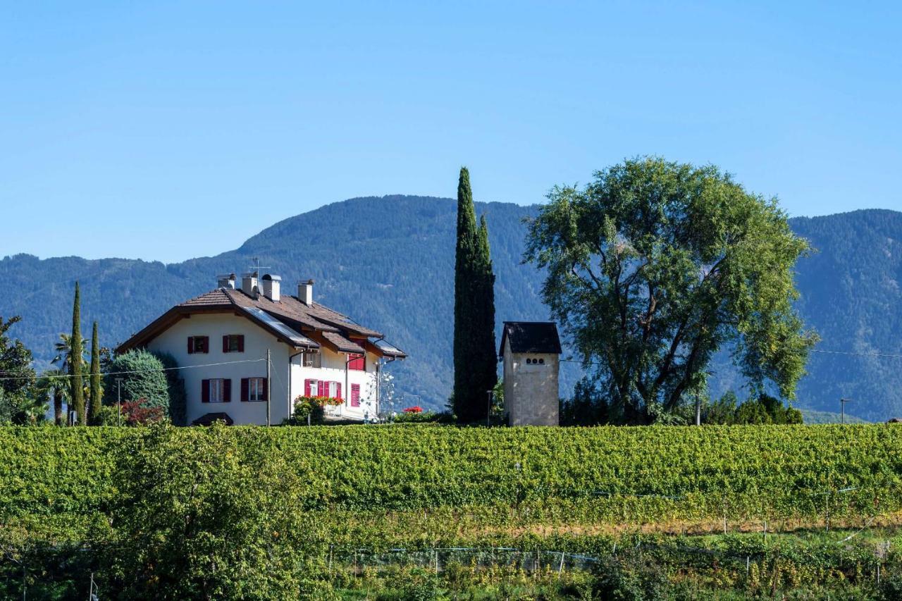 Gaestehaus Anna Caldaro Bagian luar foto